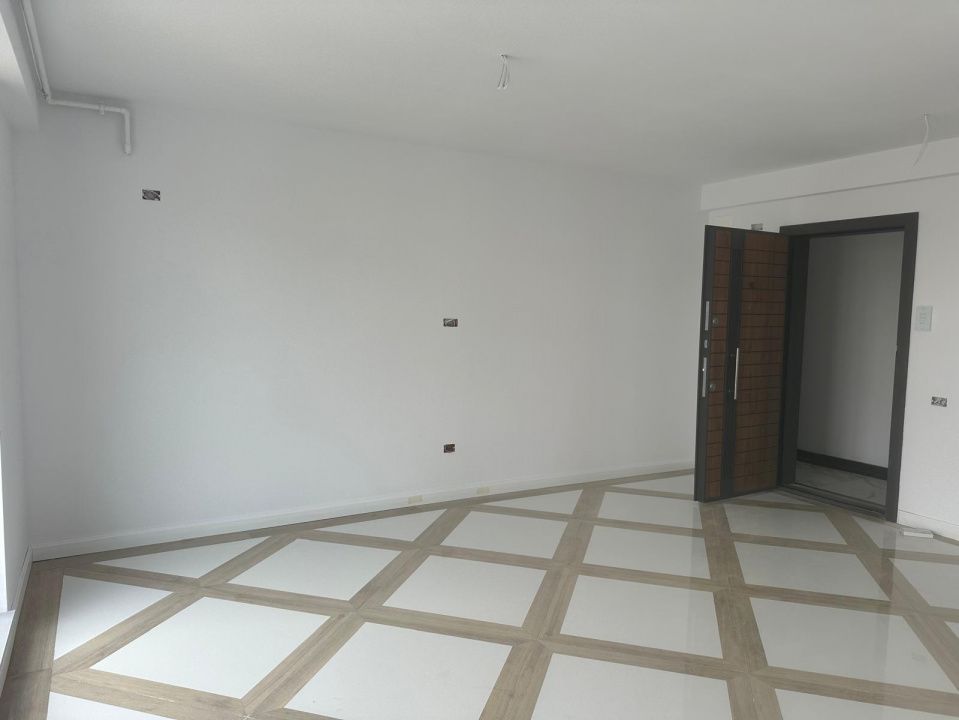 Apartament 2 camere de vânzare | Tomis Plus | Locație premium – fotografia 4 din 9