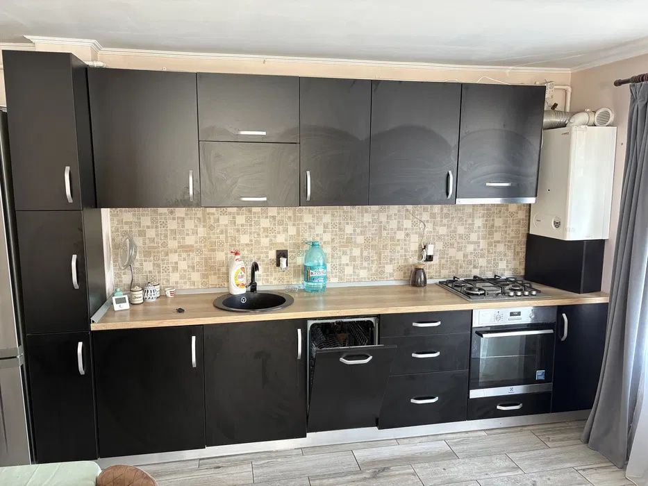 Apartament 3 camere de 55 mp plus 2 parcari  zona Terra Floresti – fotografia 3 din 7