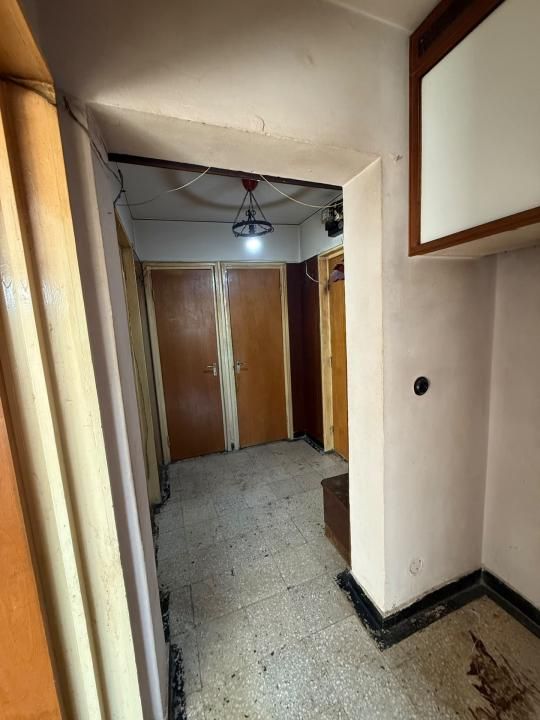 3 Camere Drumul Taberei Romancierilor 6 min Metrou – fotografia 5 din 8