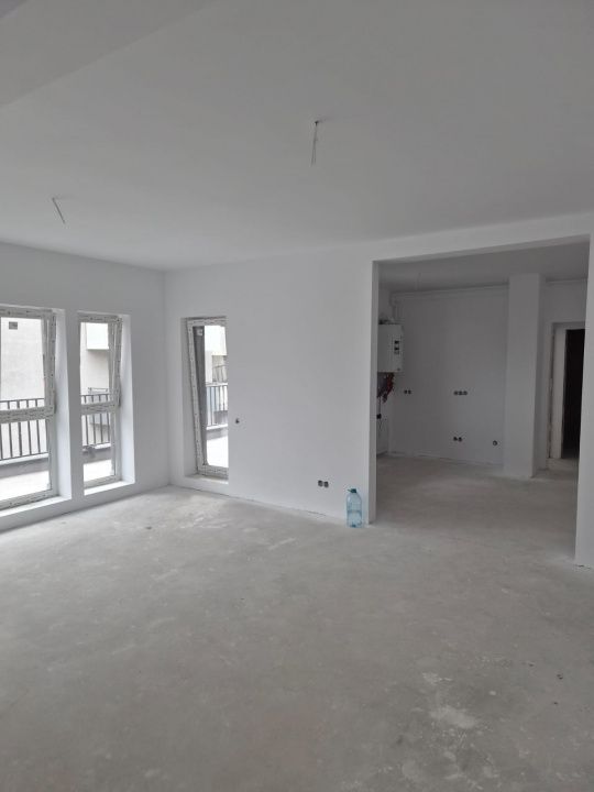 Apartament de vanzare 2 camere decomandat si terasa de 30 mp, zona Tineretului! – fotografia 3 din 10