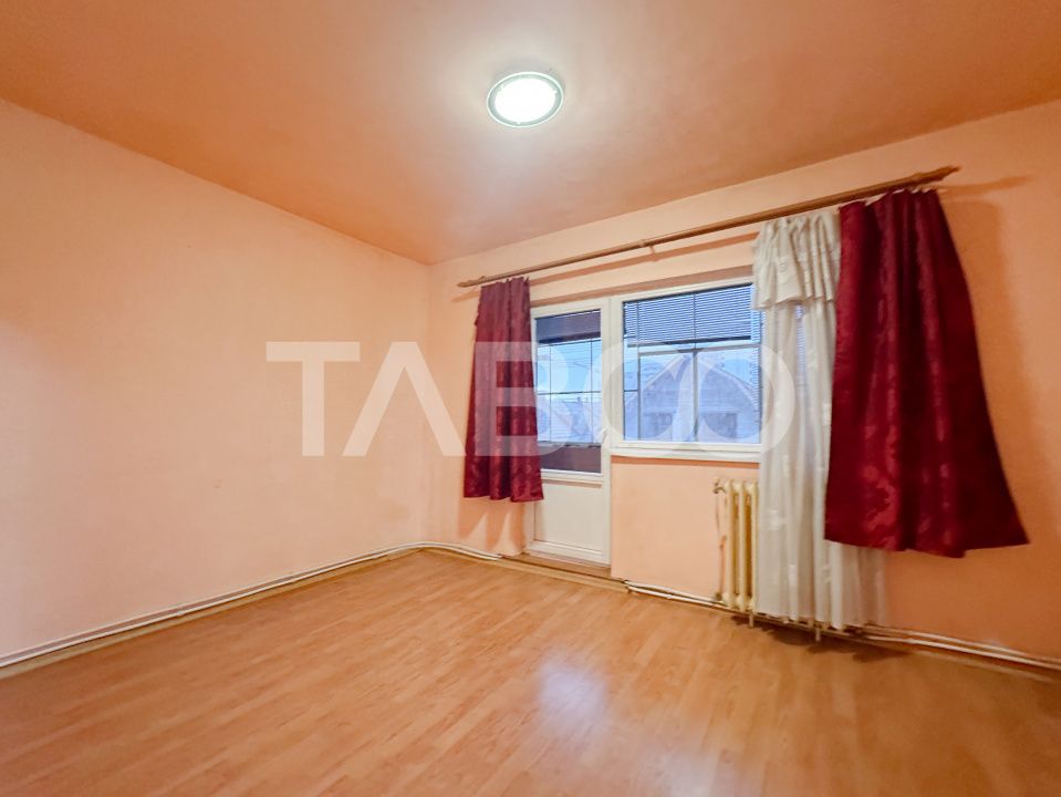 Apartament cu 4 camere strada Maramuresului zona Gara de vanzare – fotografia 8 din 8