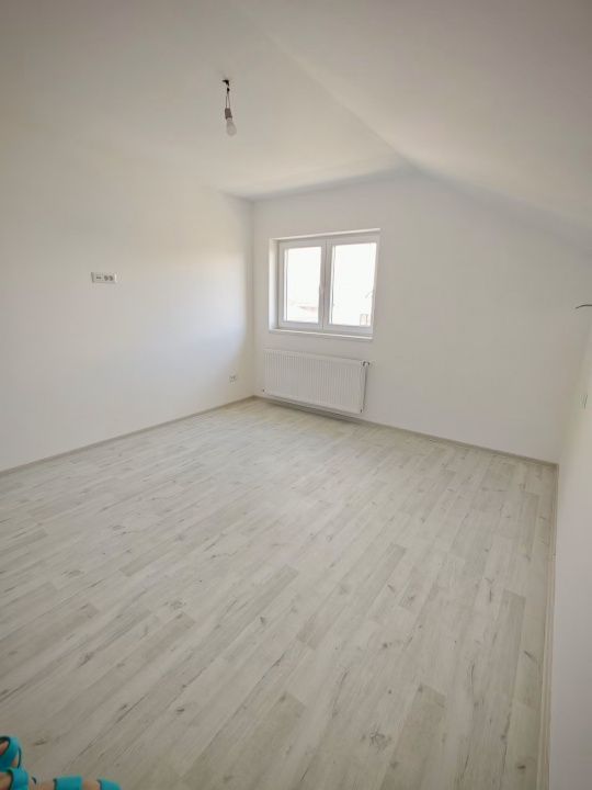 CASA NOUA I 4 CAMERE I 61 130 MP I TERASA I Teren 361 mp I DE VANZARE – fotografia 5 din 23