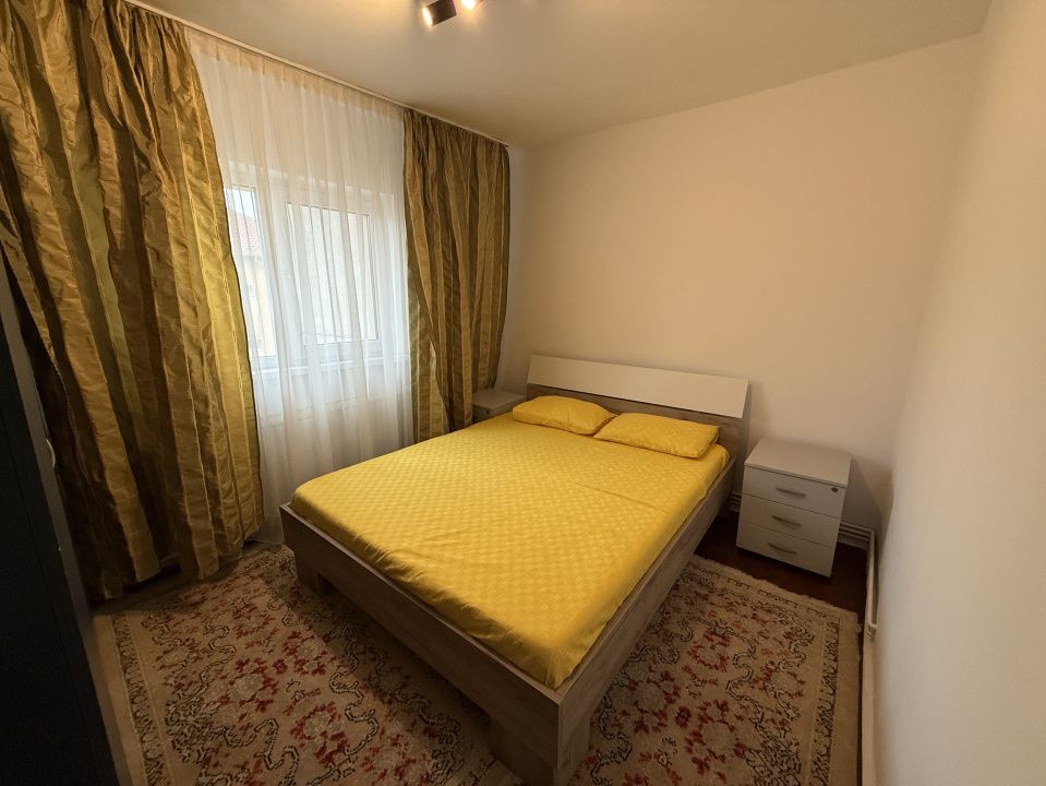 Apartament spatios, 2 camere, 42 mp utili, decomandat - Girocului – fotografia 2 din 6