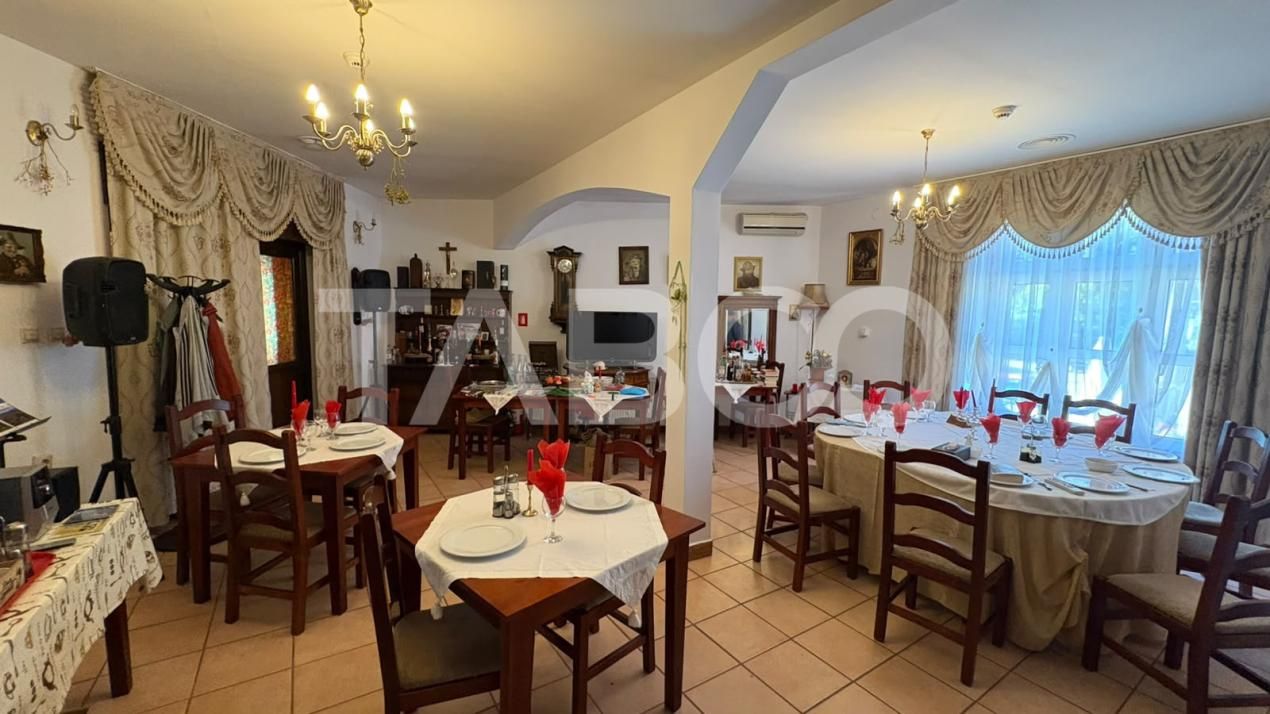 Pensiune de vanzare 36 camere restaurant terasa piscina in Rasinari – fotografia 4 din 9