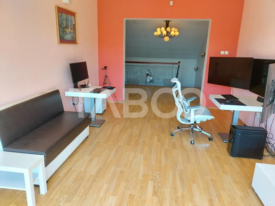 Casa individuala in Faget de inchiriat curte amenajata teren generos – fotografia 9 din 18