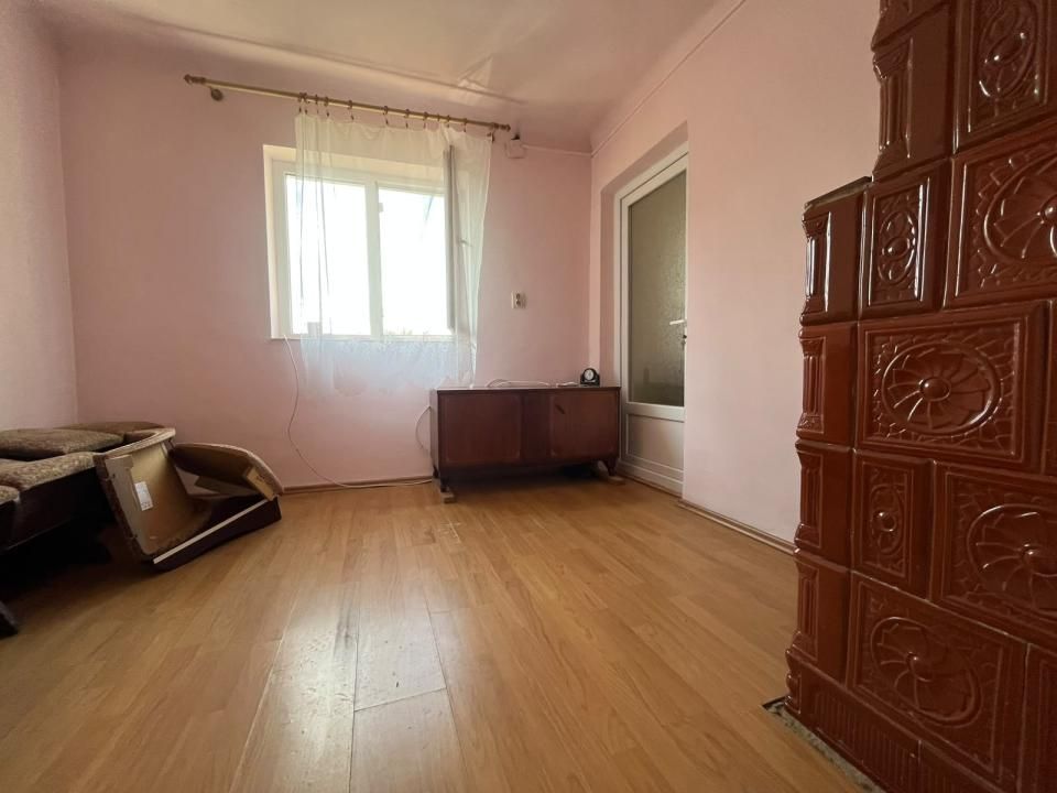 Casă cu 3 camere și teren 1.140 mp toate utilitățile, anexe și acces stradal – fotografia 11 din 20