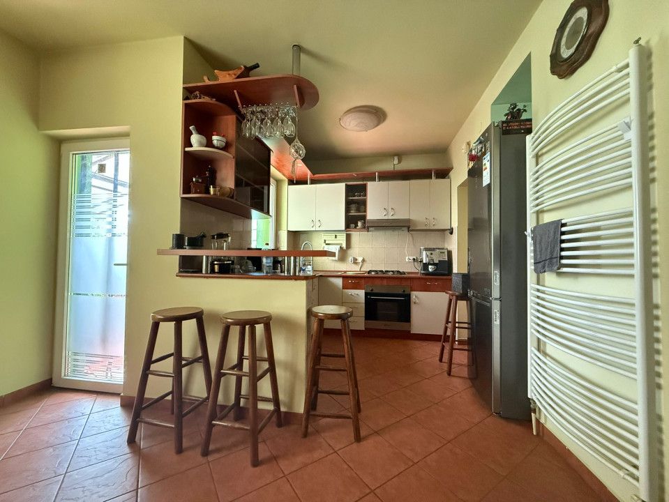 Casa individuala, spatioasa, cu 6 camere, 147 mp utili - zona Fratelia – fotografia 4 din 20
