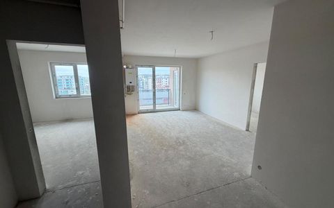 Apartament nou, cu 3 camere si balcon, etaj intermediar zona Vivo