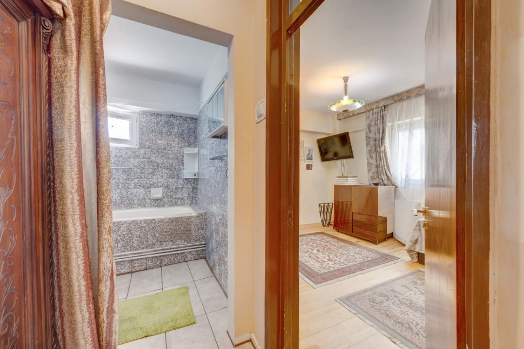 Apartament de 4 camere cu 3 băi, 137mp, centrală proprie, bloc 1983! – fotografia 13 din 28