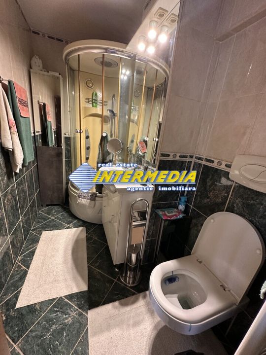 APARTAMENT 2 Camere Decomandate I Etaj 1 I Zona CETATE M-uri I Mobilat Complet – fotografia 4 din 15