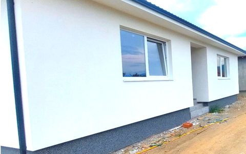 Casa Noua pe un nivel in zona Arex cu toate utilitatile