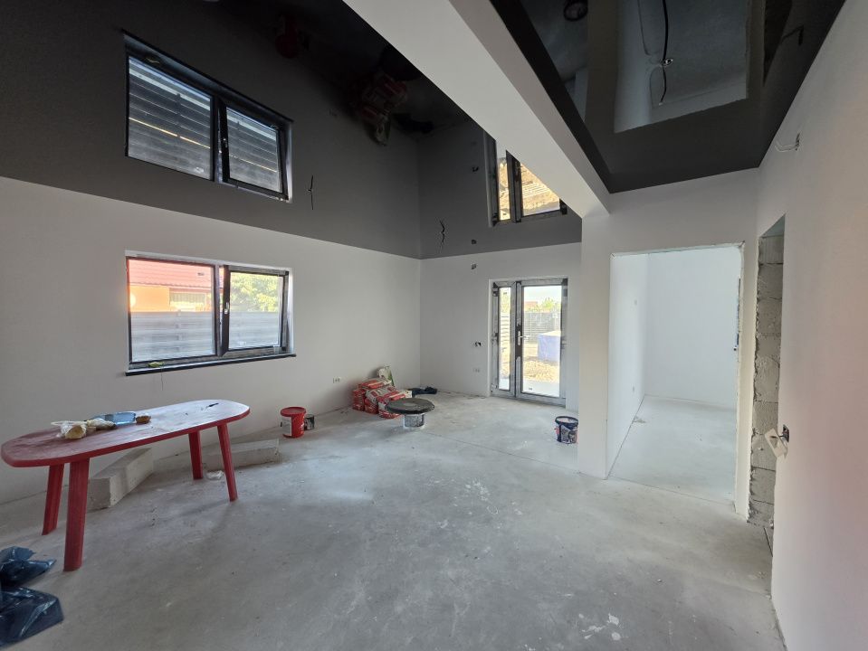 Oportunitate! Casa la sol, 3 camere, posibilitate de mansardare, Valu lui Traian – fotografia 3 din 10