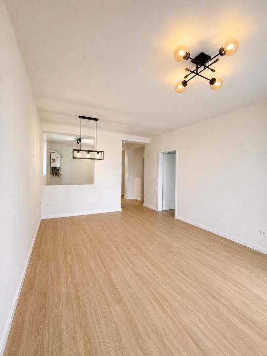 Apartament 3 camere | 75 mp utili + balcon 12 mp | Parcare inclusă | Da Vinci – fotografia 2 din 11