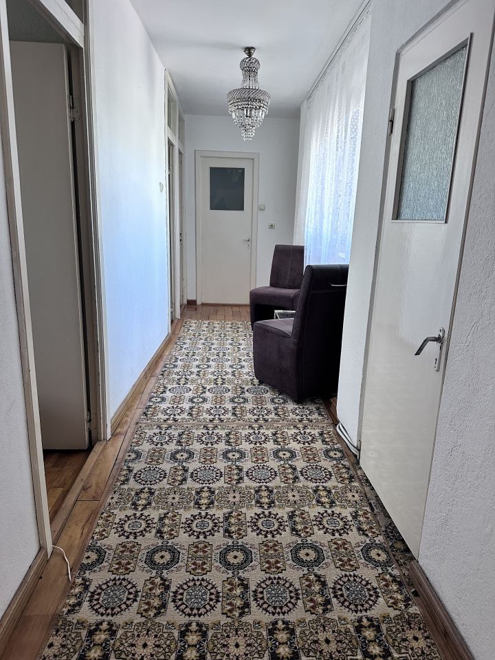 APARTAMENT DE INCHIRIAT I CETATE I ETAJ 1 I 2 BAI I MOBILAT COMPLET I – fotografia 8 din 21