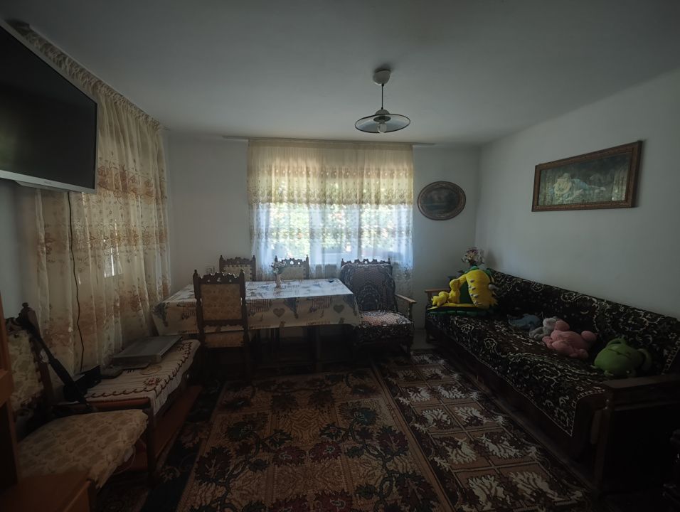 Casa 4 camere, teren 250 mp, localitatea Podari, zona Profi Loco. – fotografia 4 din 12