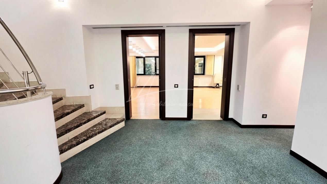 Cladire eleganta de birouri | 242 mp utili | Unirii – fara comision! – fotografia 35 din 37