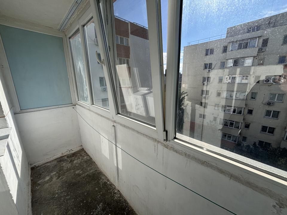 2 Camere - Teiul Doamnei - Bloc Reabilitat - Credit sau Cash – fotografia 4 din 14