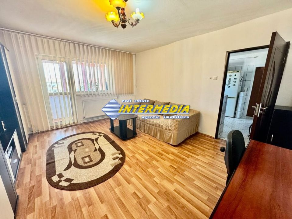 Apartament cu 2 camere de vanzare in Alba Iulia Cetate Piata mobilat si utilat – fotografia 13 din 15