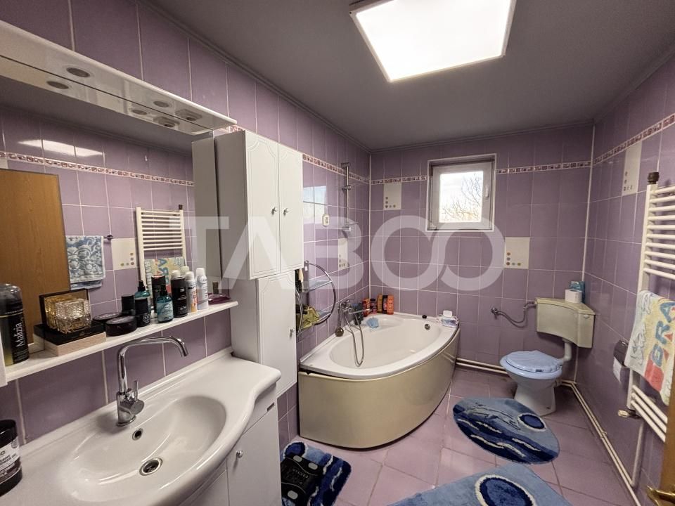 Casa individuala de vanzare cu 5 camere spatiu comercial 3 bai Sibiu – fotografia 19 din 23