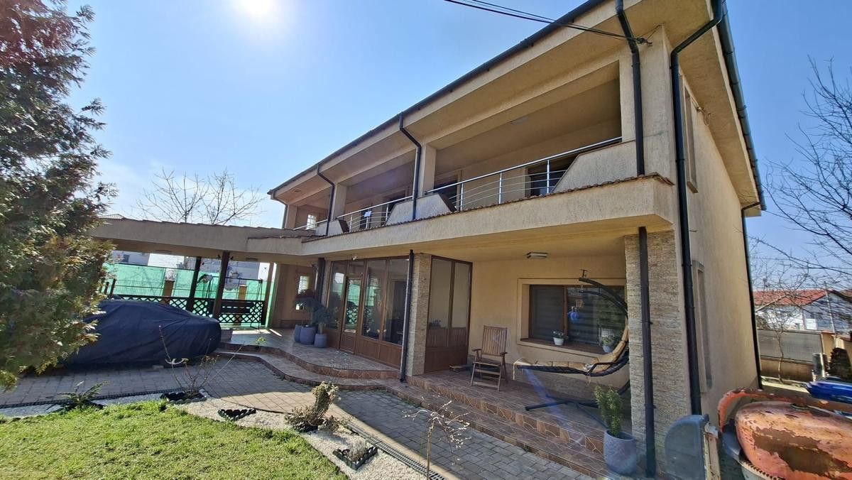 Vila de vanzare in Eforie Nord – fotografia 1 din 21