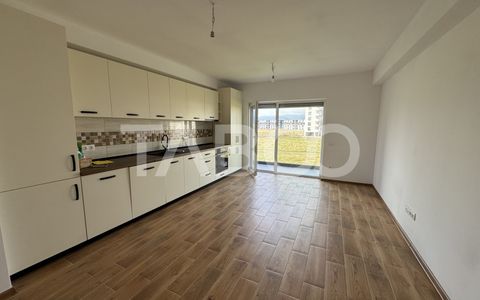 Apartament la etajul 2 cu 3 camere balcon loc parcare Doamna Stanca