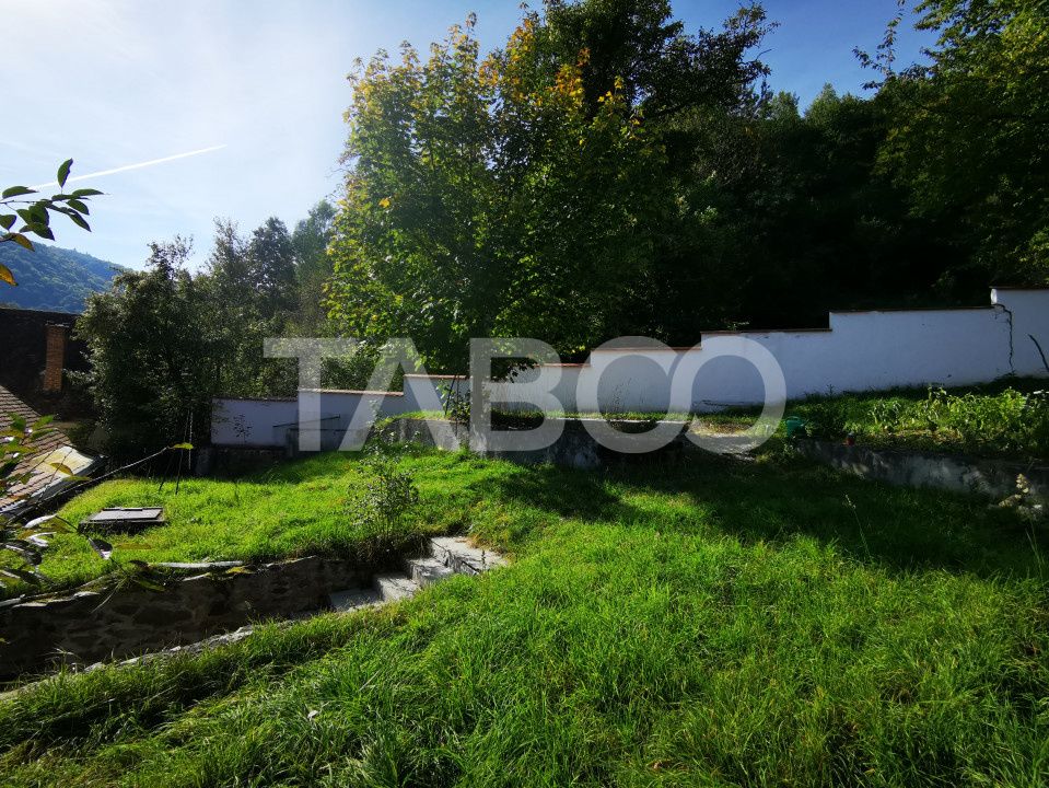 Casa de vanzare pretabila pensiune priveliste superba Fantanele Sibiu – fotografia 20 din 24