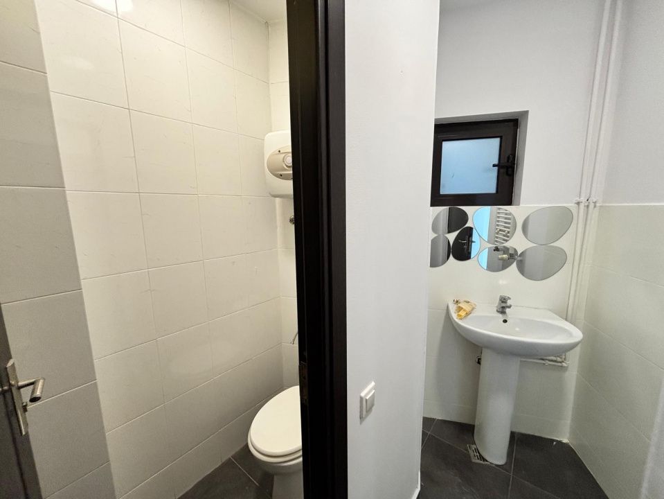 Vilă Dorobanți – Capitale / Clinică Medicală / Birouri / Sediu Firmă / Salon – fotografia 17 din 18