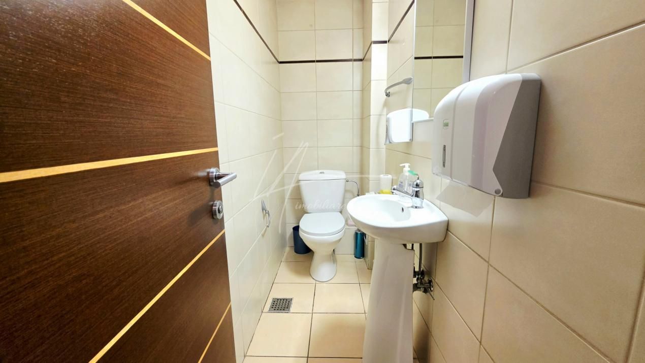 Cladire eleganta de birouri | 242 mp utili | Unirii – fara comision! – fotografia 36 din 37