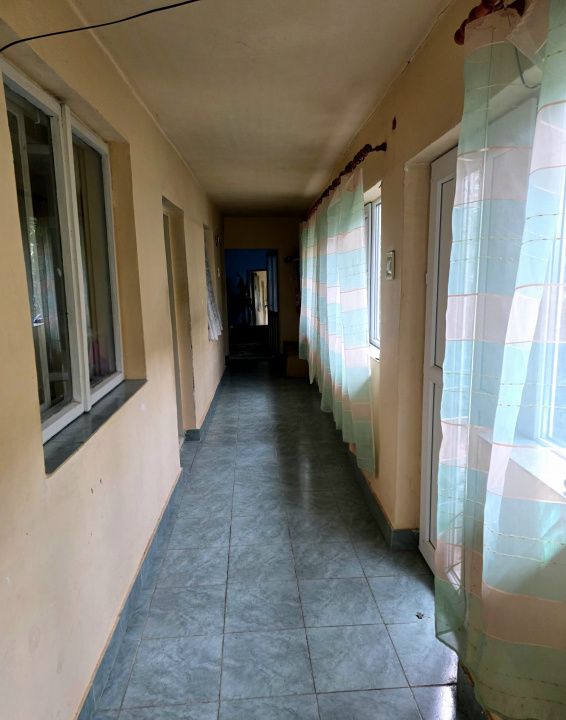 Teren cu casă demolabilă sau renovabila în Valu lui Traian, pe Calea Dobrogei – fotografia 8 din 12