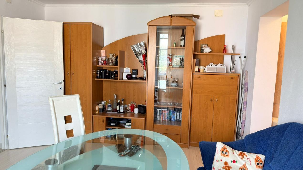 Vanzare Apartament 2 camere cu Balcon CUGIR Parcare Finisat Utilat Mobilat – fotografia 22 din 24