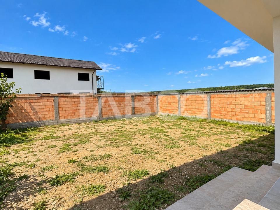 Casa individuala pe un singur nivel de vanzare Selimbar -fara mobilier – fotografia 6 din 9