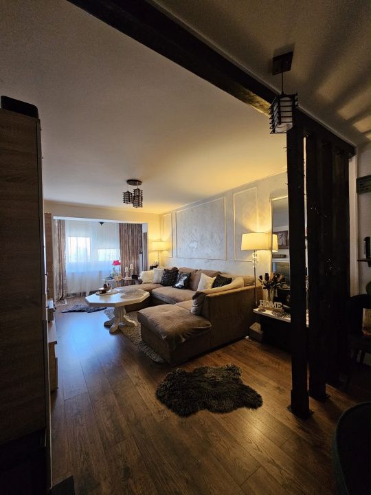 Apartament 3 camere CETATE Bulevard Etaj 3 Renovat Total Mobilat Beci Parcare – fotografia 17 din 22