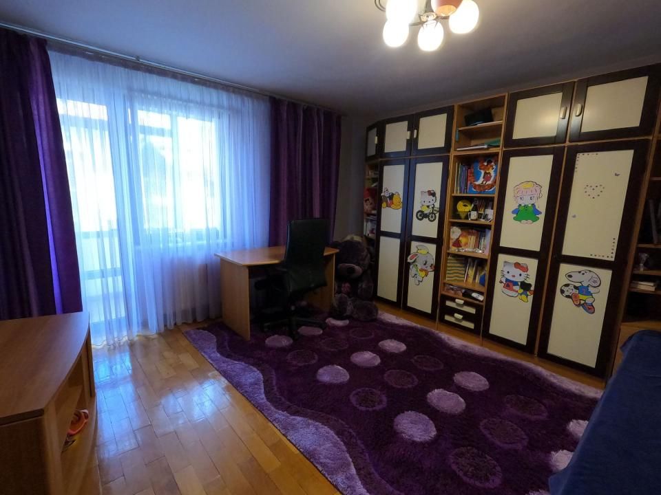 Vilă Exclusivistă cu Terasă și Curte Generoasă în Găvana, Pitești – fotografia 13 din 30