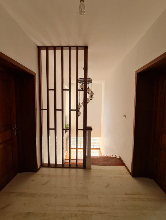 Vila Modernă 5 Camere - Teren 700mp, La 10 min de București – fotografia 8 din 20