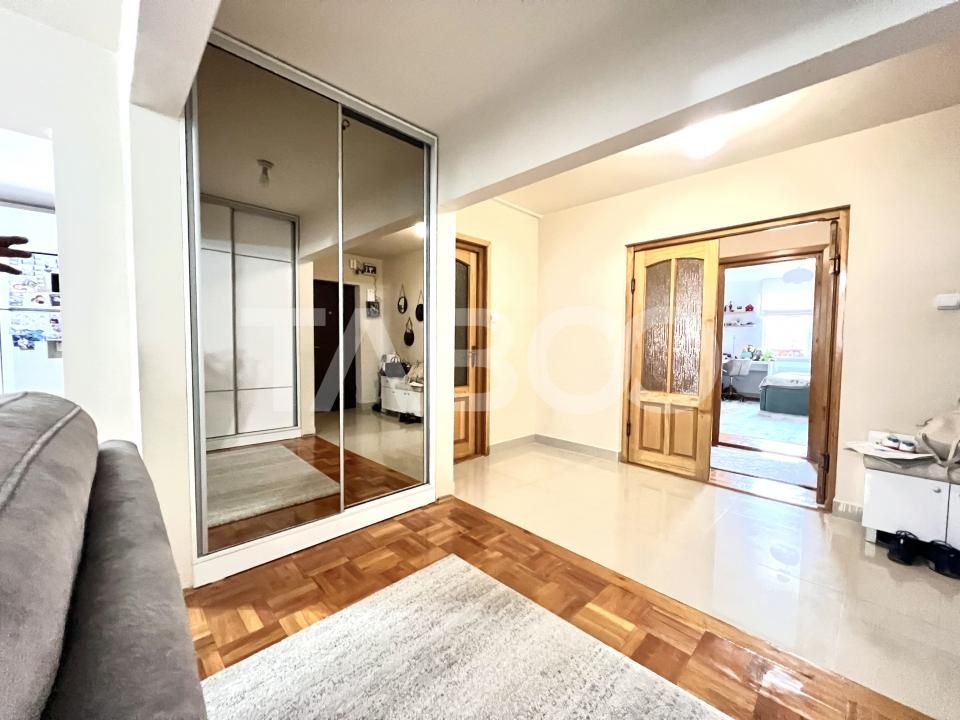 Apartament cu 3 camere in Marasti 100 mp 2 bai bloc izolat zona Farmec – fotografia 9 din 11