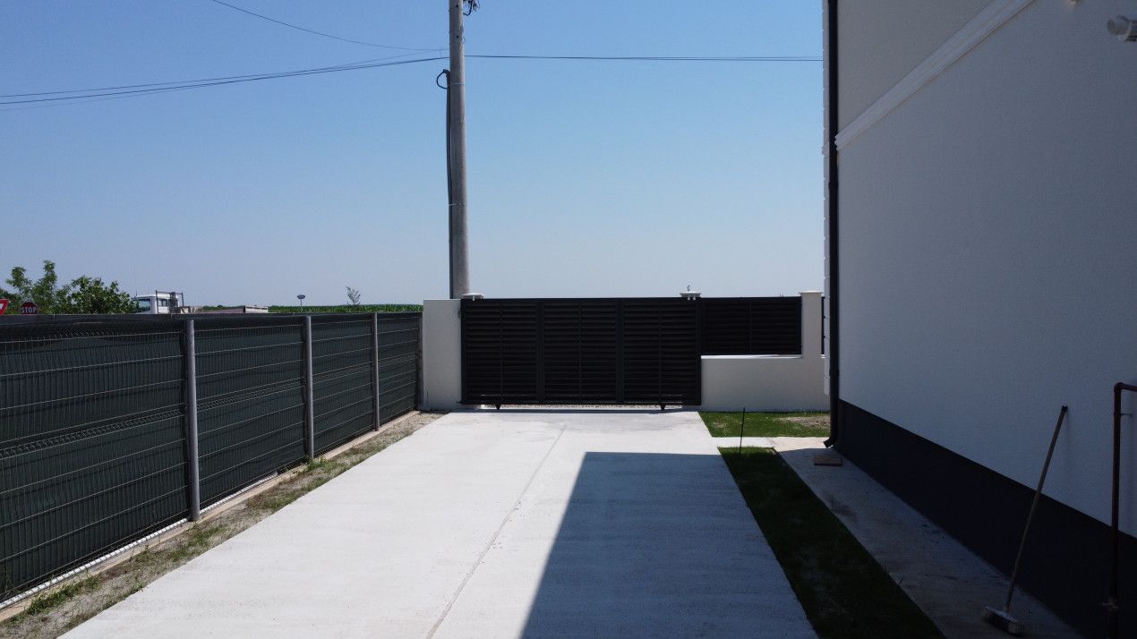 ✨Dascalu-Vila 5 camere, 3 bai, 2 terase, 400mp teren ✨ – fotografia 24 din 25