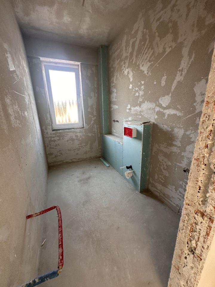 APARTAMENT 3 CAMERE I CETATE BLOC NOU I FINISAT LA CHEIE I ETAJ 1 I – fotografia 6 din 7