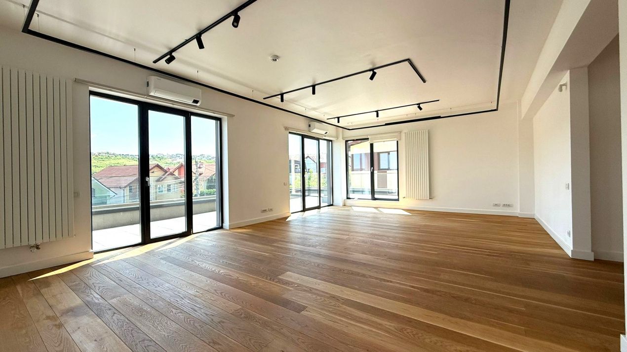 Spatiu birou 80mp, cart.Manastur, str.Campului, parcare, terasa, aer conditionat – fotografia 1 din 12