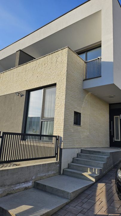 Duplex 113mp, gradina, finisat, Voronet – fotografia 1 din 16