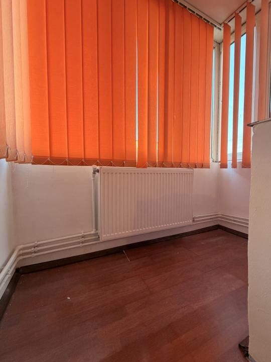 Apartament 3 camere, semidecomandat, 55 mp utili, mobilat, etaj 3 -Girocului – fotografia 6 din 10
