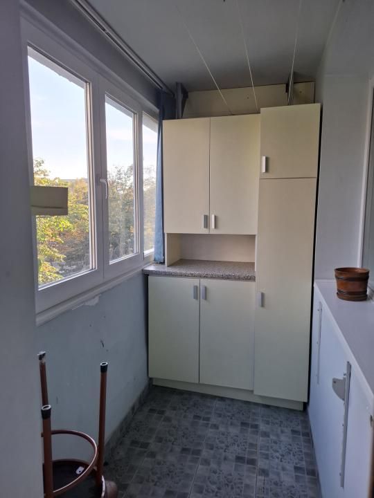 Vanzare apartament 4 camere | Titan - bloc tip H | langa metrou | etaj 3/4 | – fotografia 23 din 34