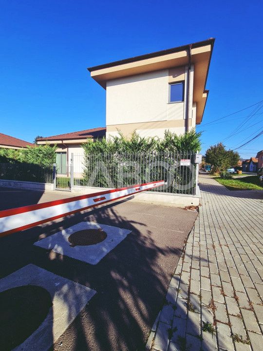 Vila de lux de vanzare in Sebes zona rezidentiala – fotografia 14 din 19