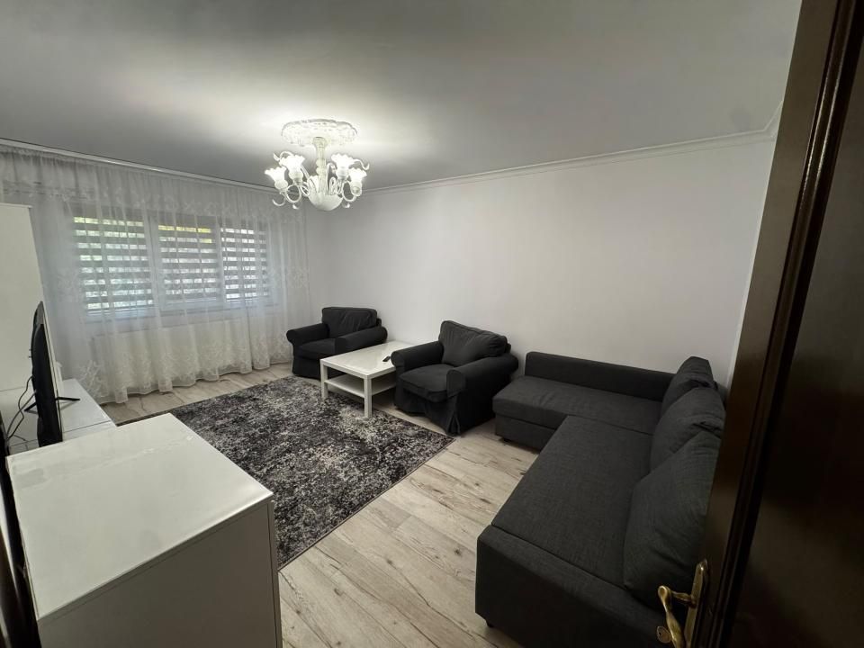 Apartament 3 camere, 72 mp, Cartierul Cornitoiu, Zona Unitatea Militara – fotografia 1 din 12