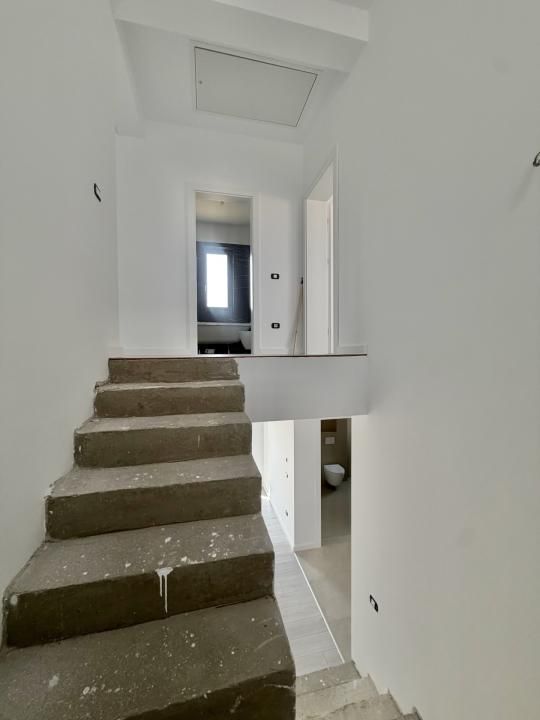 Duplex, despartit prin camera tehnica, 4 camere, 111mp utili in Giroc – fotografia 12 din 24