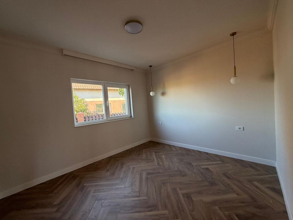 Casa P+1, 440 MP teren, 133 MP utili, comuna Malu Mare, zona Selgros – fotografia 7 din 12