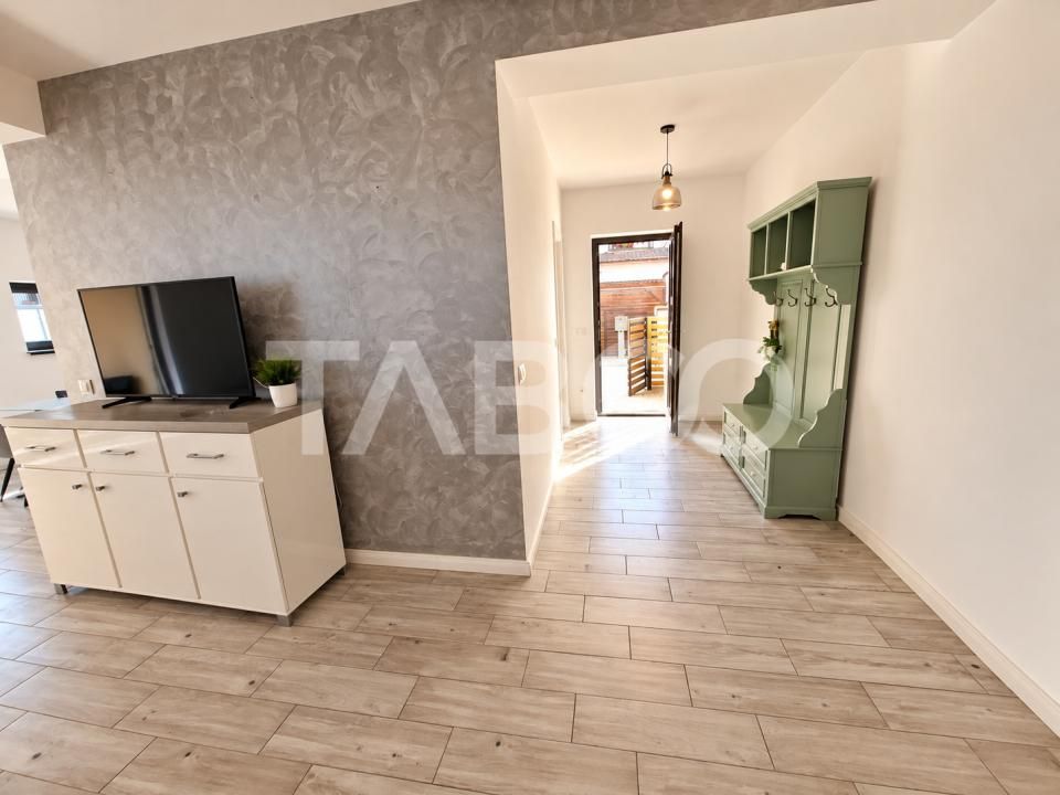 Casa spatioasa de inchiriat 5 camere 2 bai 2 locuri parcare Selimbar – fotografia 7 din 21