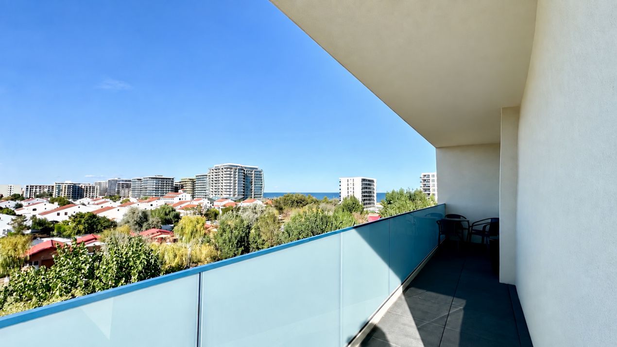 Marina Surf | Mamaia Nord | Apartament 2 camere cu vedere la mare și lac – fotografia 1 din 8