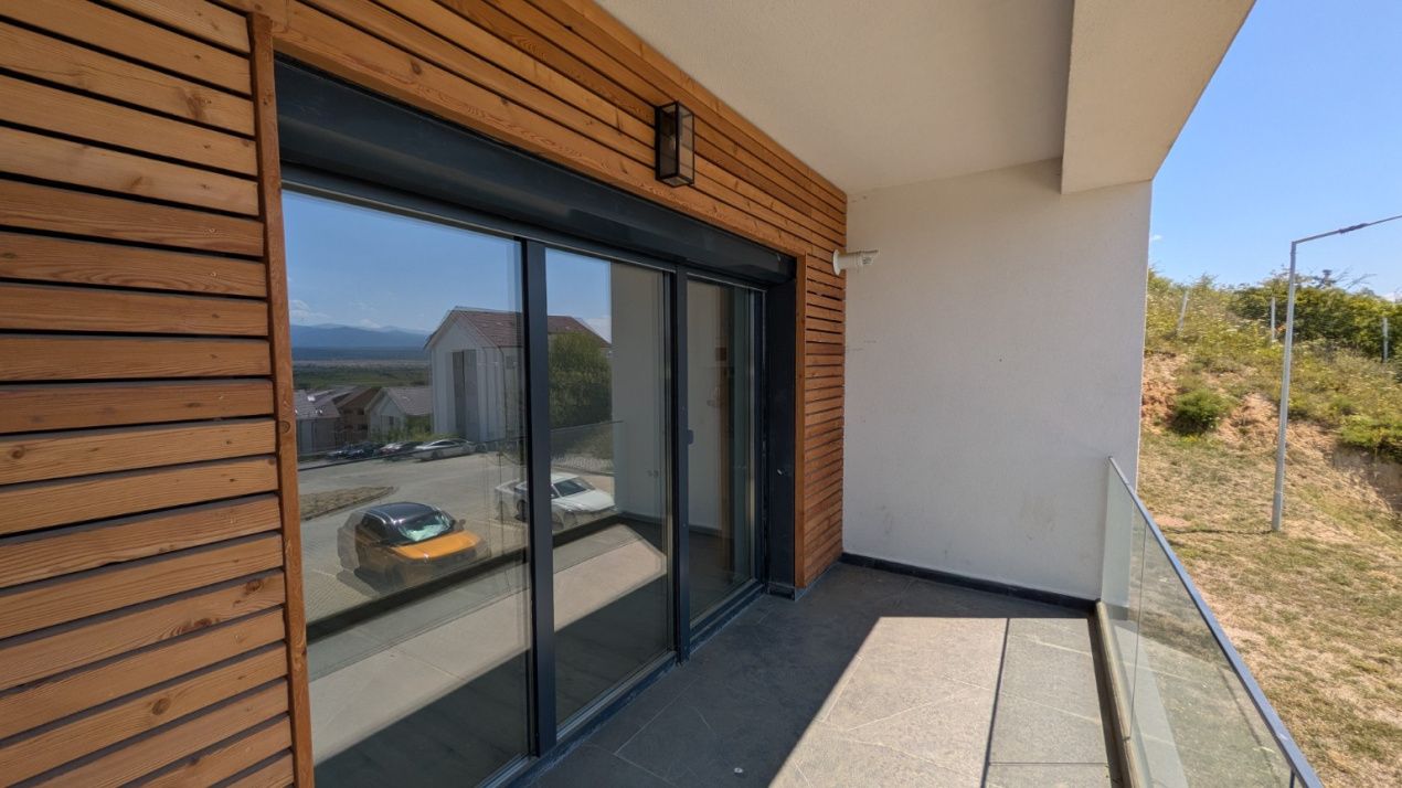 DAVINCI HOMES | 69.900 EURO, FINISAT, CU PARCARE ȘI VEDERE LIBERĂ SPRE MUNȚI – fotografia 1 din 20