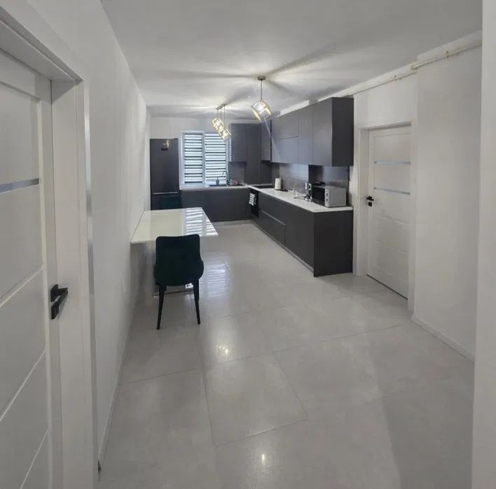 Apartament de vanzare 3 camere 64mp zona Avram Iancu Bmw – fotografia 1 din 6