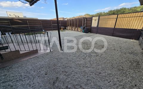 Casa de vanzare cu 6 camere 2 parcari curte libera 200 mp in Selimbar